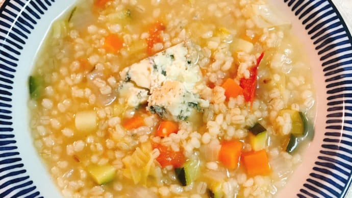 体にうれしい大麦たっぷり！ヨーロッパ風野菜スープのおいしい作り方【6月6日は、大麦の日】