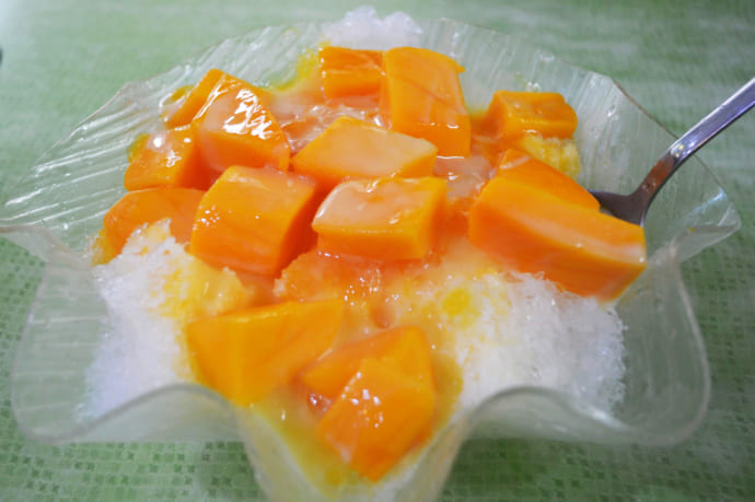 台湾マンゴーのおいしい食べ方！かき氷や豆花にどっさり