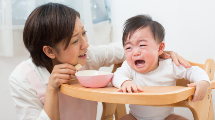 【1歳児】ごはんを食べないのは成長の証！6つの理由と8つの対処方法