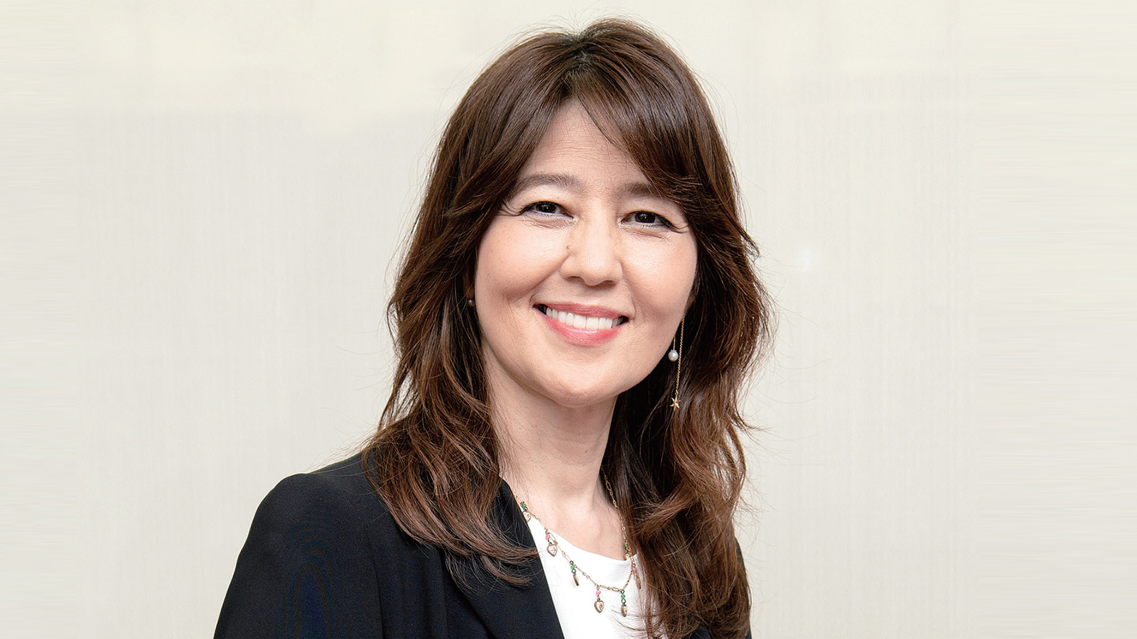 石野真子 